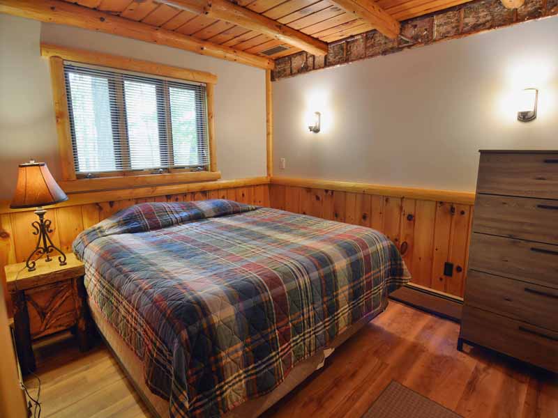 Lakeside Loft | Northern Wisconsin Vacation Lake Home on Lake Namekagon ...